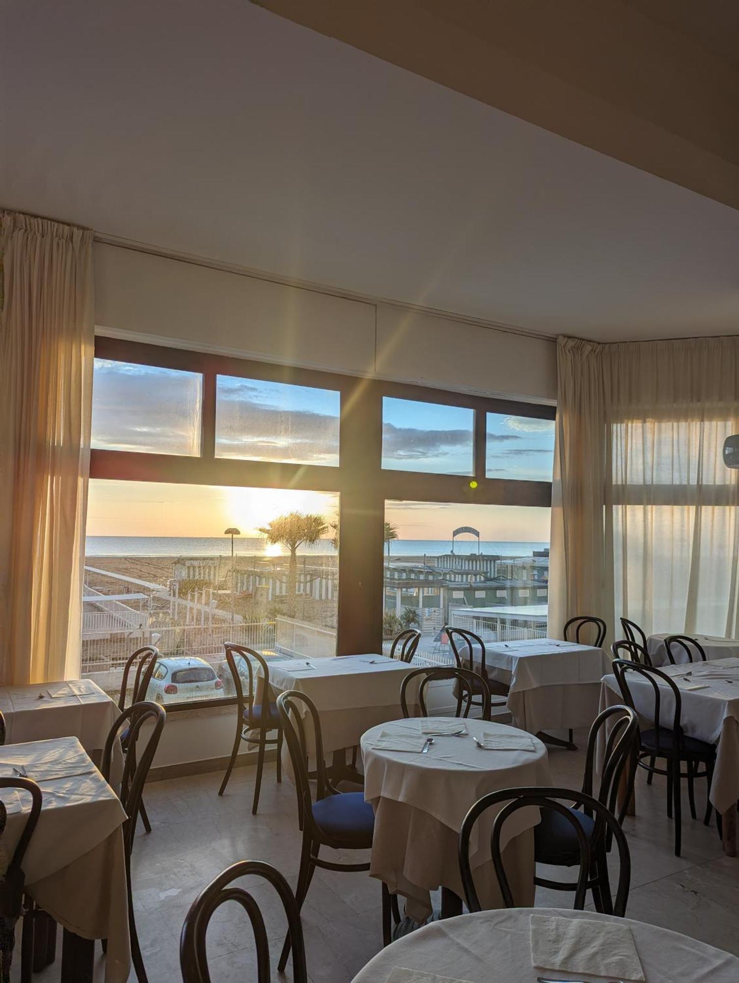 Grand Meeting Hotel Rimini Exteriér fotografie